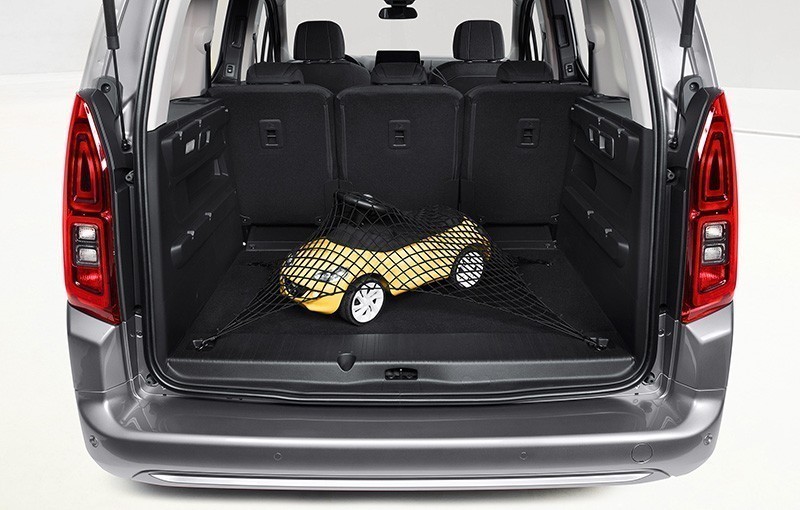 obiteljski automobil